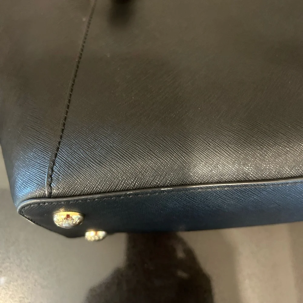 SOLD - Michael Kors Charlotte Bag - Picture 10 of 11